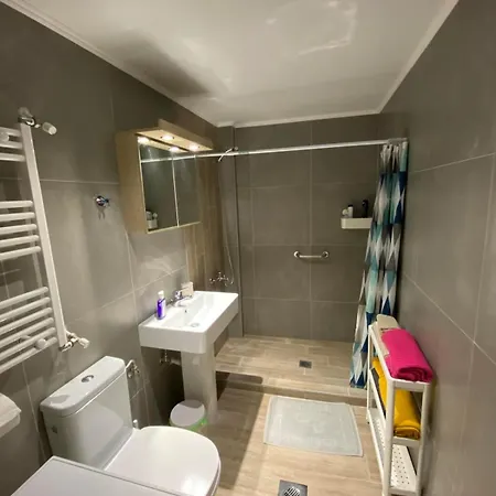 Apartment Spacious & Bright 2brm