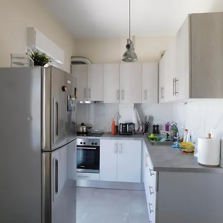 Spacious & Bright 2brm Apartment Thessaloniki