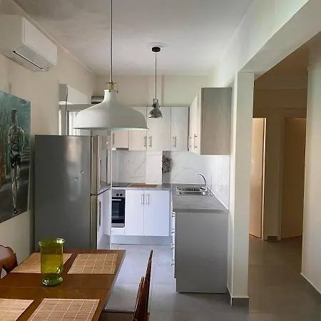 Spacious & Bright 2brm * 塞萨洛尼基